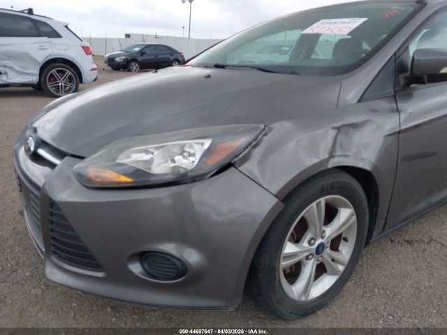 FORD FOCUS SE - 6