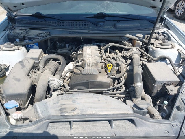 HYUNDAI GENESIS 2.0T - 10