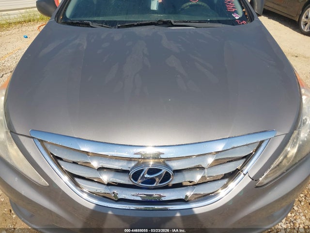 HYUNDAI SONATA SE - 10