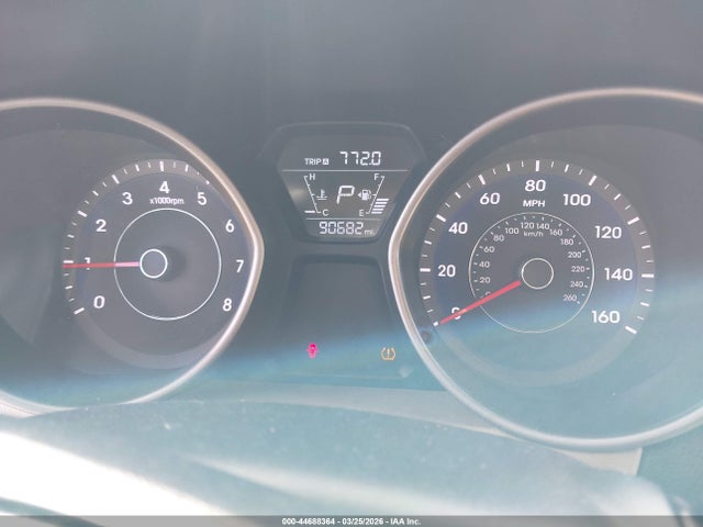 HYUNDAI ELANTRA SE - 7