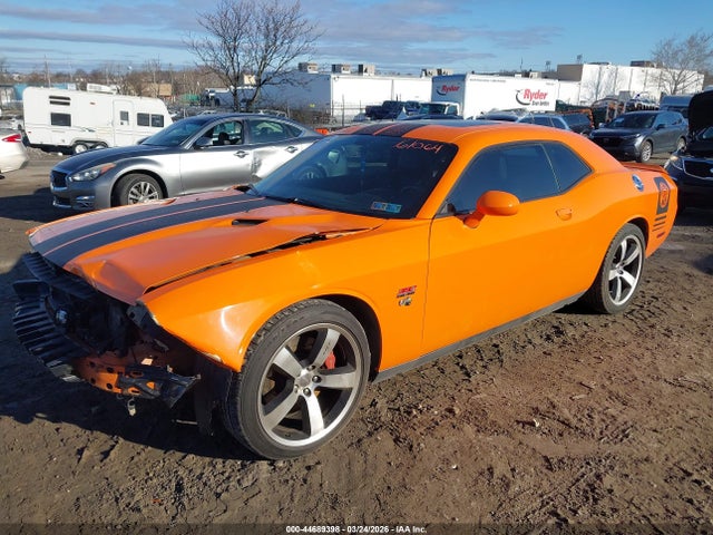 DODGE CHALLENGER SRT8 392 - 2
