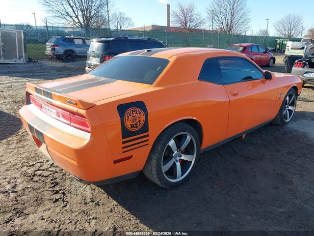 DODGE CHALLENGER SRT8 392 - 4