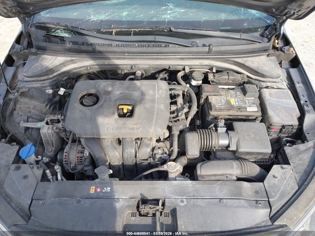 HYUNDAI ELANTRA SEL - 10