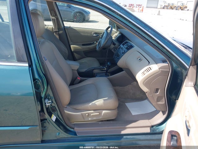 HONDA ACCORD 3.0 EX - 5