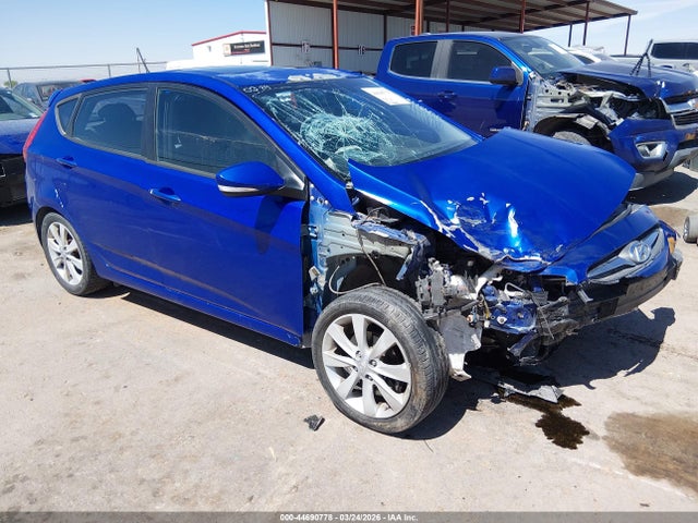 HYUNDAI ACCENT SE - 1