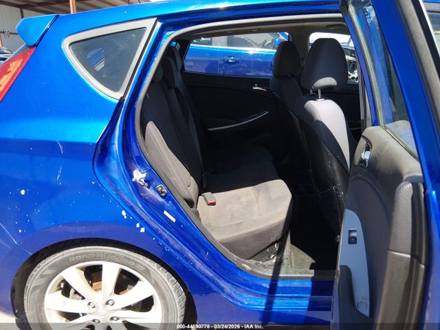 HYUNDAI ACCENT SE - 8