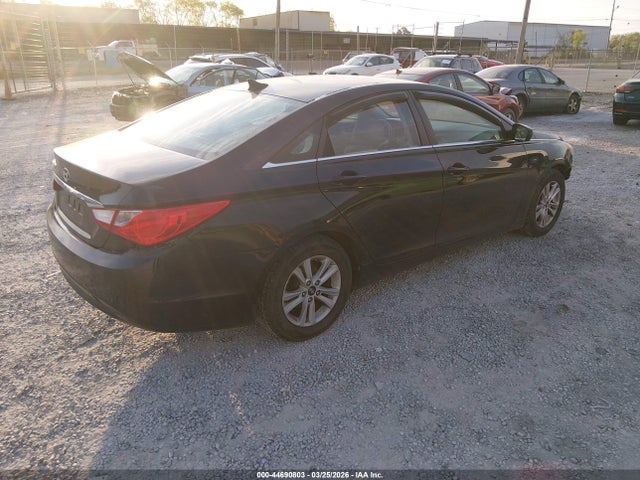 HYUNDAI SONATA GLS - 4