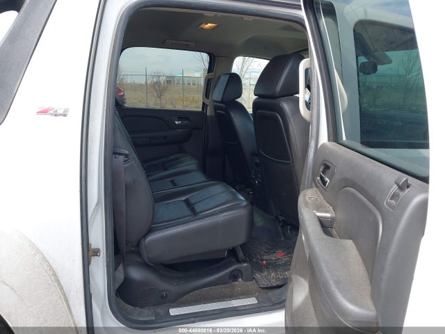 CHEVROLET AVALANCHE 1500 LT - 8