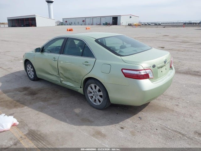 TOYOTA CAMRY - 3