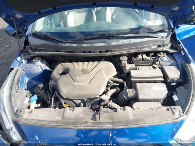 HYUNDAI ACCENT GLS - 10