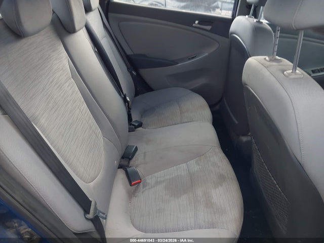 HYUNDAI ACCENT GLS - 8