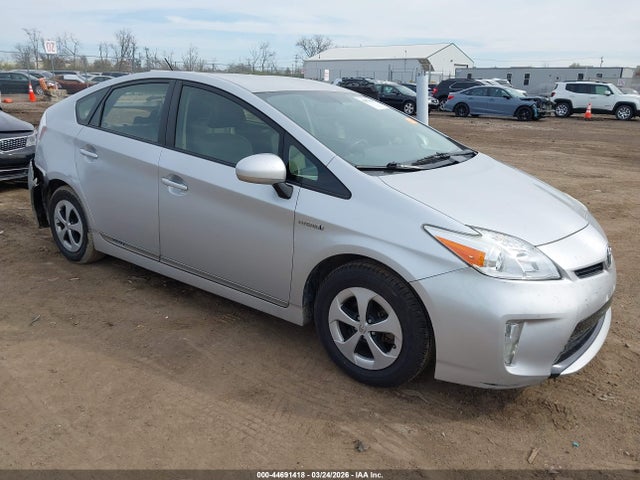TOYOTA PRIUS - 1