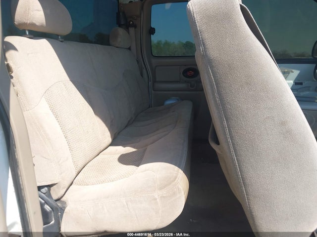 CHEVROLET SILVERADO 1500 LS - 8