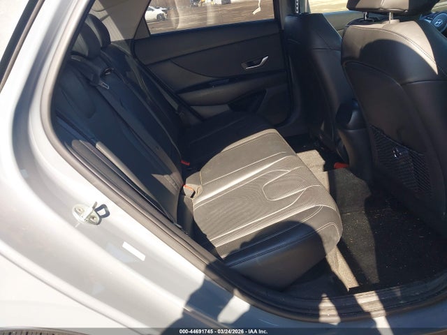 HYUNDAI ELANTRA HYBRID LIMITED - 8