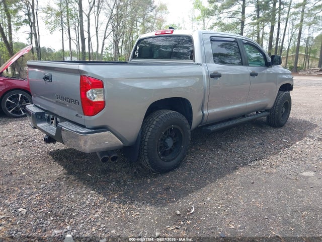 TOYOTA TUNDRA - 4