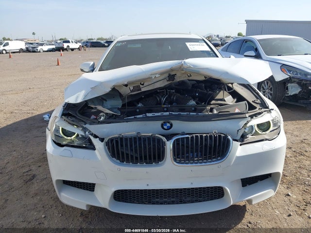 صورة 6 لـ 2013 BMW M5