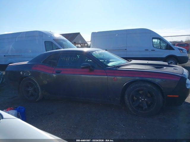 صورة مصغرة 14 لـ 2013 Dodge CHALLENGER SXT