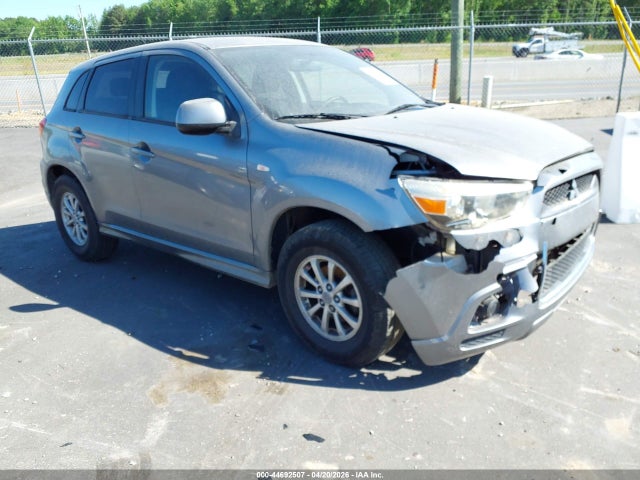 2011 MITSUBISHI OUTLANDER ES