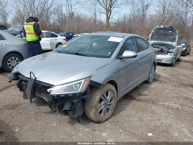 HYUNDAI ELANTRA SEL - 2