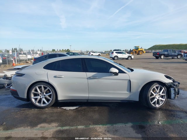 صورة مصغرة 13 لـ 2025 Porsche PANAMERA 4