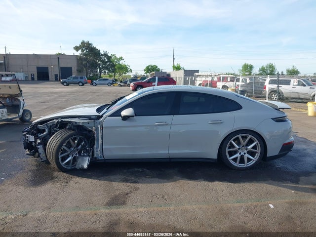 صورة مصغرة 14 لـ 2025 Porsche PANAMERA 4