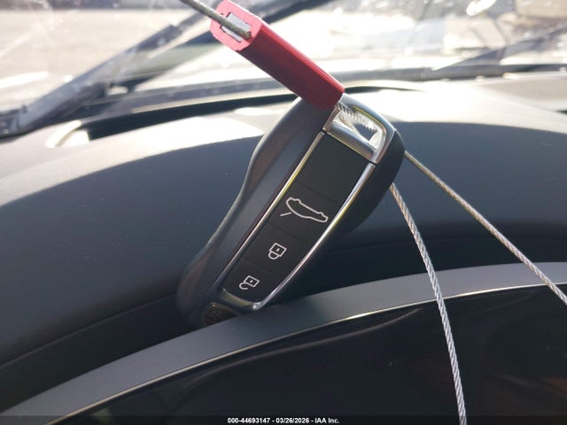 صورة مصغرة 11 لـ 2025 Porsche PANAMERA 4