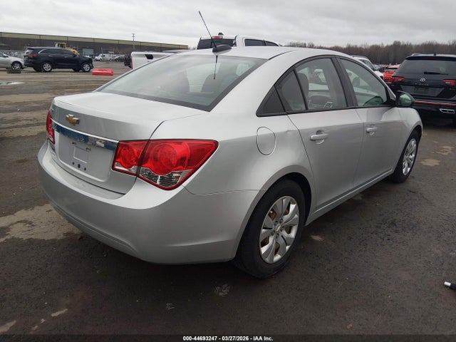 CHEVROLET CRUZE LIMITED LS AUTO - 4
