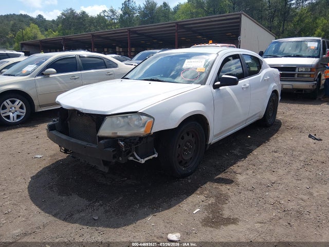 DODGE AVENGER SE - 2