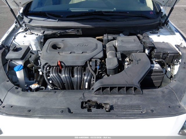 HYUNDAI SONATA SE - 10