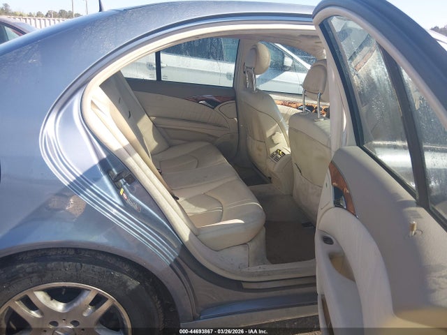 MERCEDES-BENZ E-CLASS - 8