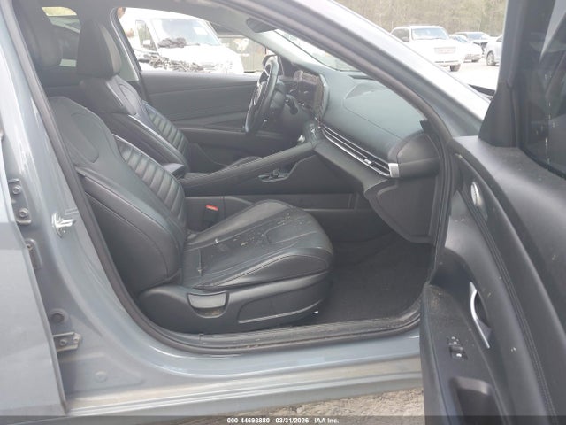 صورة 5 لـ 2023 Hyundai ELANTRA LIMITED