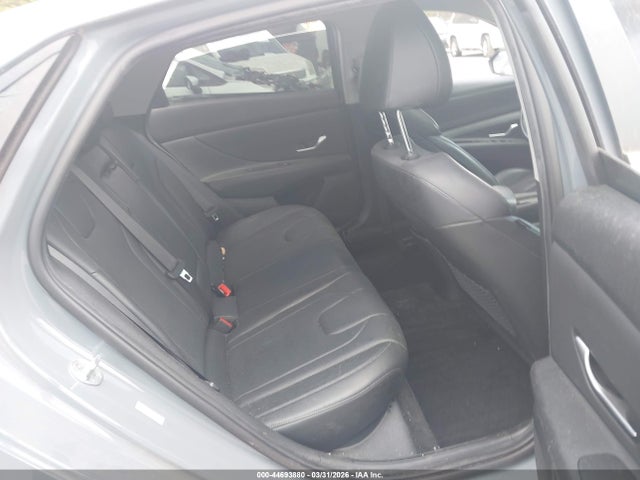 صورة 8 لـ 2023 Hyundai ELANTRA LIMITED