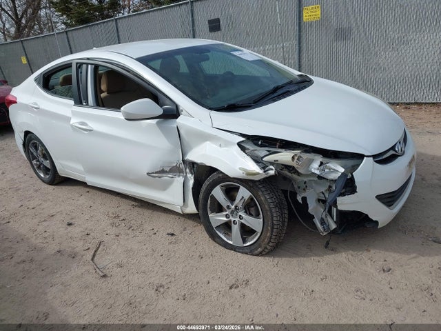 HYUNDAI ELANTRA GLS - 1