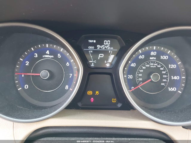 HYUNDAI ELANTRA GLS - 7