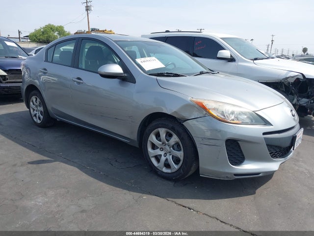 2013 MAZDA MAZDA3 I SV