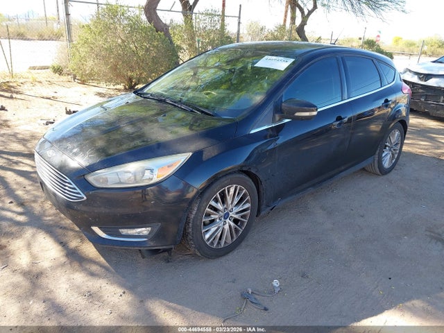 FORD FOCUS TITANIUM - 2