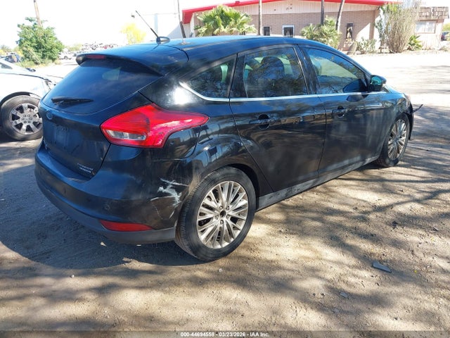 FORD FOCUS TITANIUM - 4
