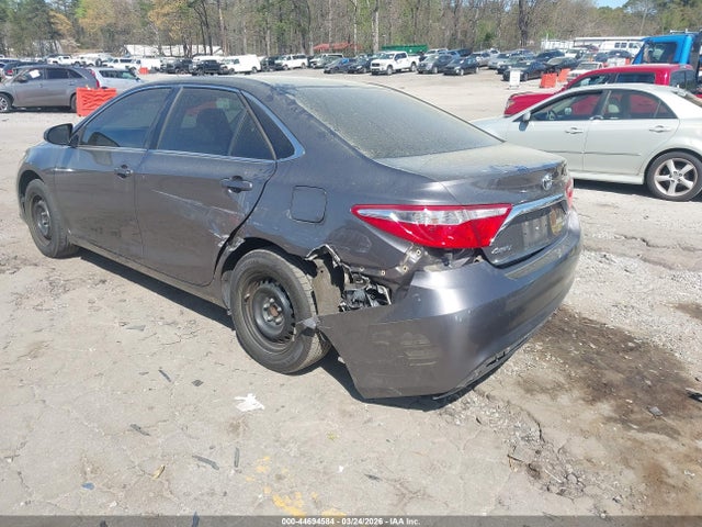 TOYOTA CAMRY - 3