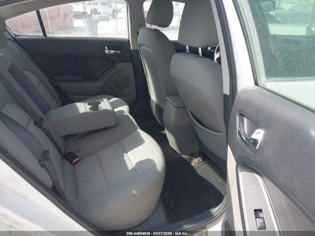 KIA FORTE EX - 8