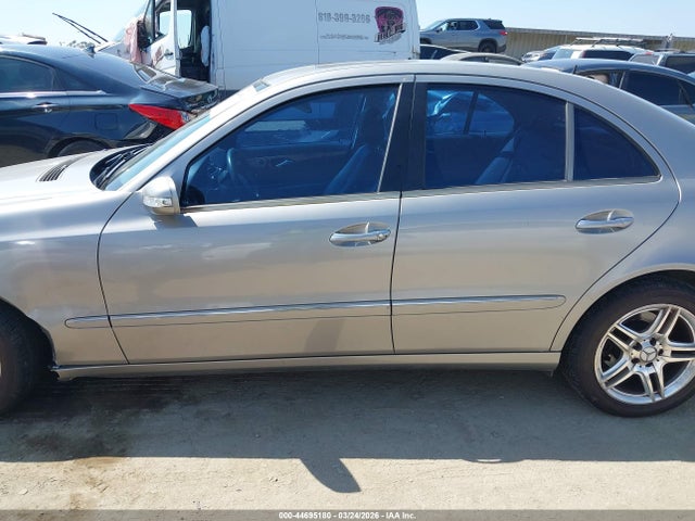 صورة مصغرة 14 لـ 2006 Mercedes-BENZ E 350