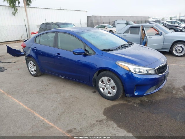 KIA FORTE LX - 1