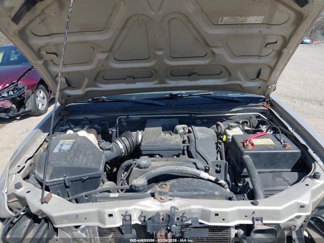 CHEVROLET COLORADO - 10