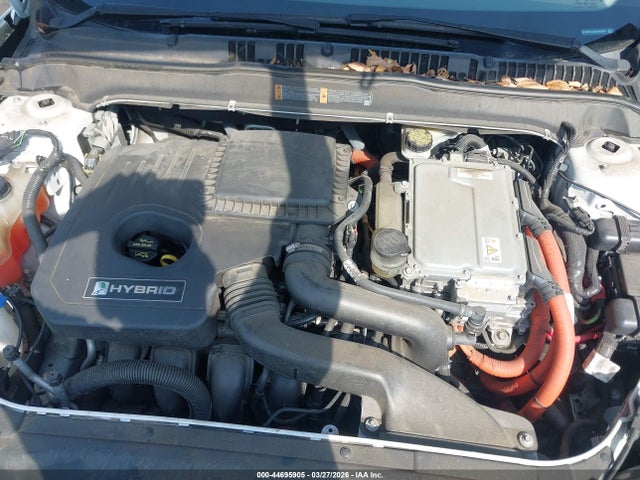 FORD FUSION HYBRID SE - 10
