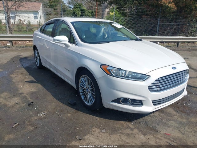 FORD FUSION HYBRID SE - 1