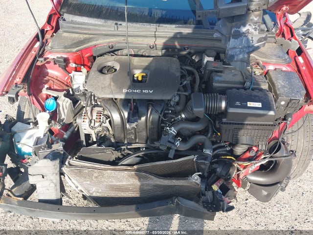 HYUNDAI ELANTRA LIMITED - 10