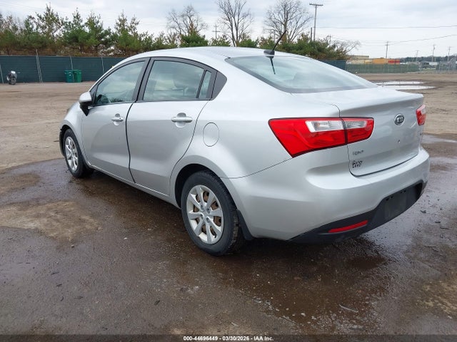 KIA RIO LX - 3