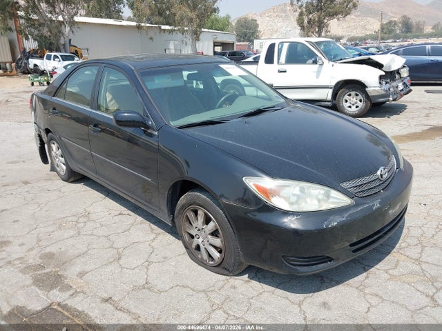 2002 TOYOTA CAMRY XLE V6