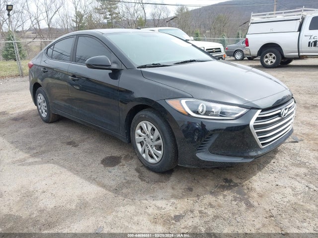 HYUNDAI ELANTRA SE - 1