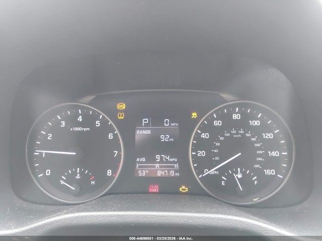 HYUNDAI ELANTRA SE - 7