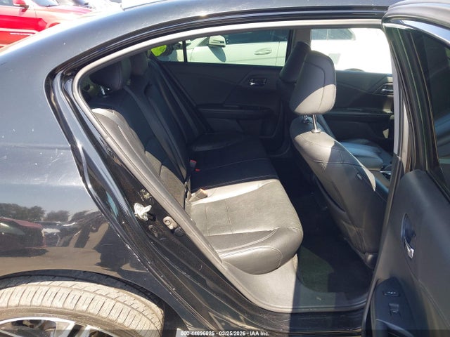 HONDA ACCORD TOURING V6 - 8